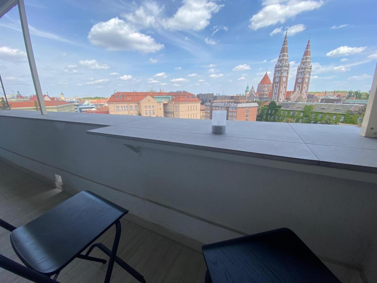 Breathtaking View Bestern Apartment Szeged Ngoại thất bức ảnh